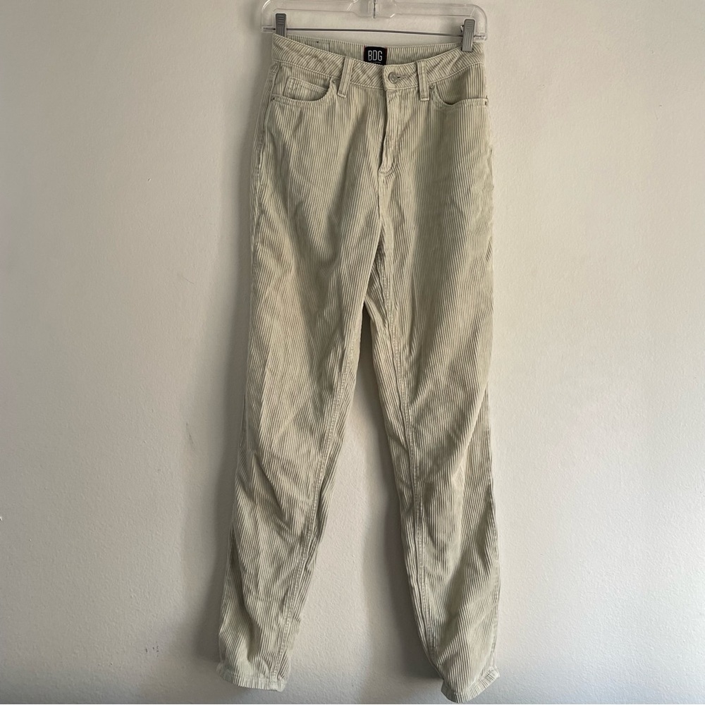 BDG white corduroy thick cord mom high rise pant